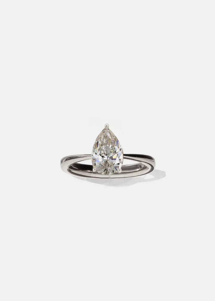Pear Solitaire Diamond Ring Set With Wedding Band Design