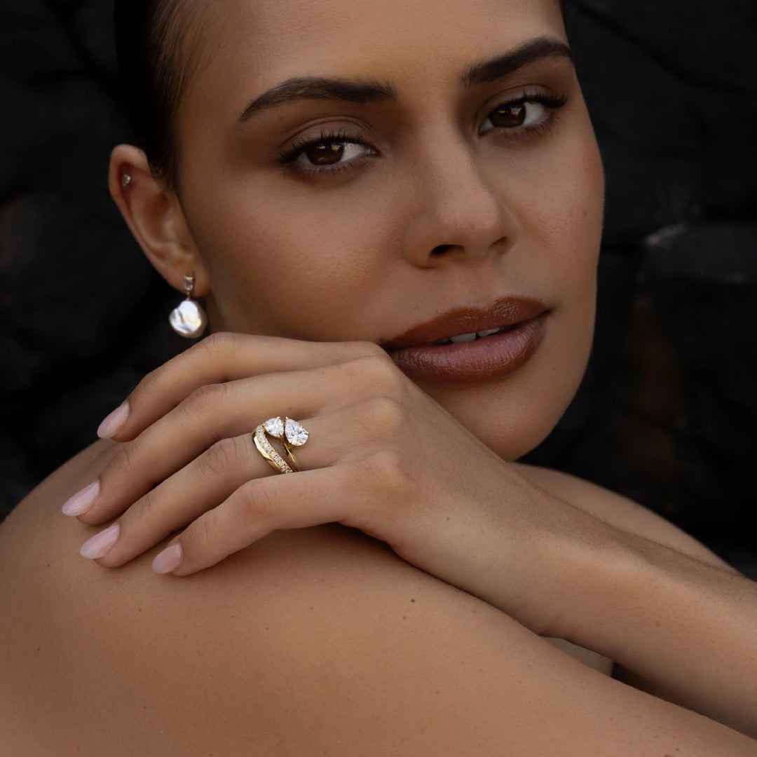 1.0CT Pear Cut Lab Grown Diamond Twisted Knife Edge Toi Et Moi Engagement Ring