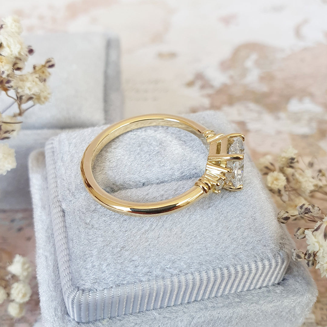 radiant-cut-five-stone-d-vs1-lab-grown-diamond-engagement-ring