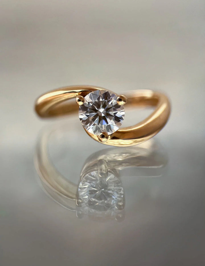 0.50CT-1.50CT Round E/VS CVD Diamond By Pass Engagement Dream Ring With Matching Band