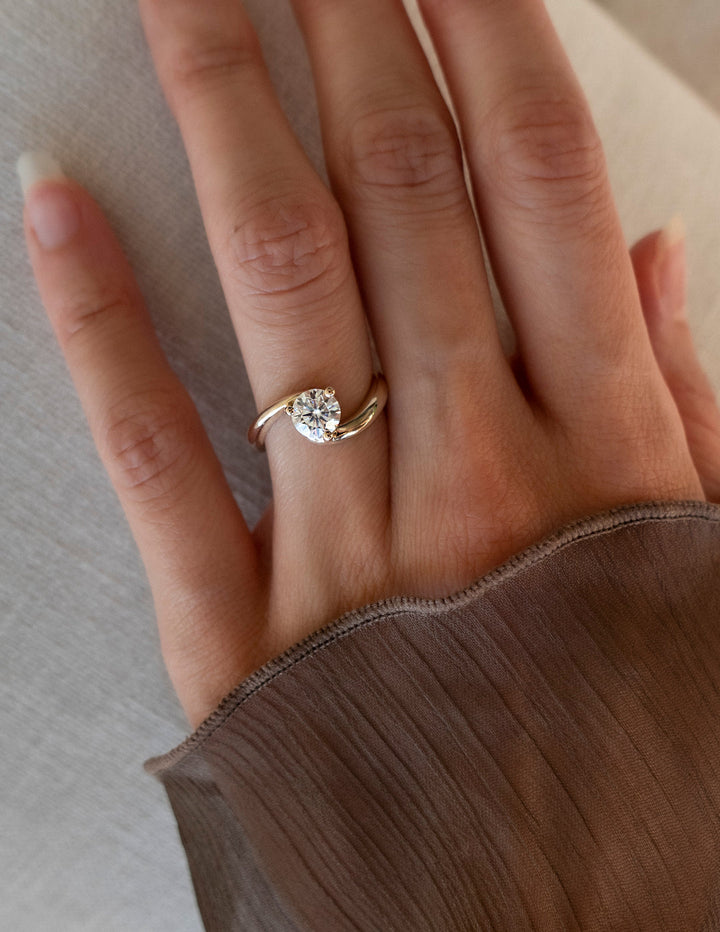 1.0CT-1.50CT Round Cut Lab Grown Rapture Diamond Engagement Ring