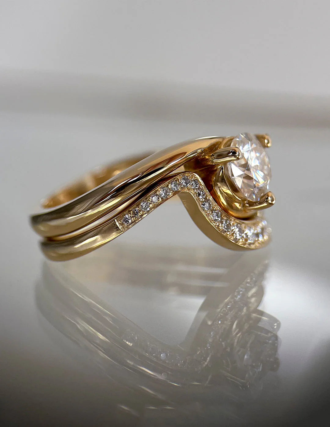 0.50CT-1.50CT Round E/VS CVD Diamond By Pass Engagement Dream Ring With Matching Band