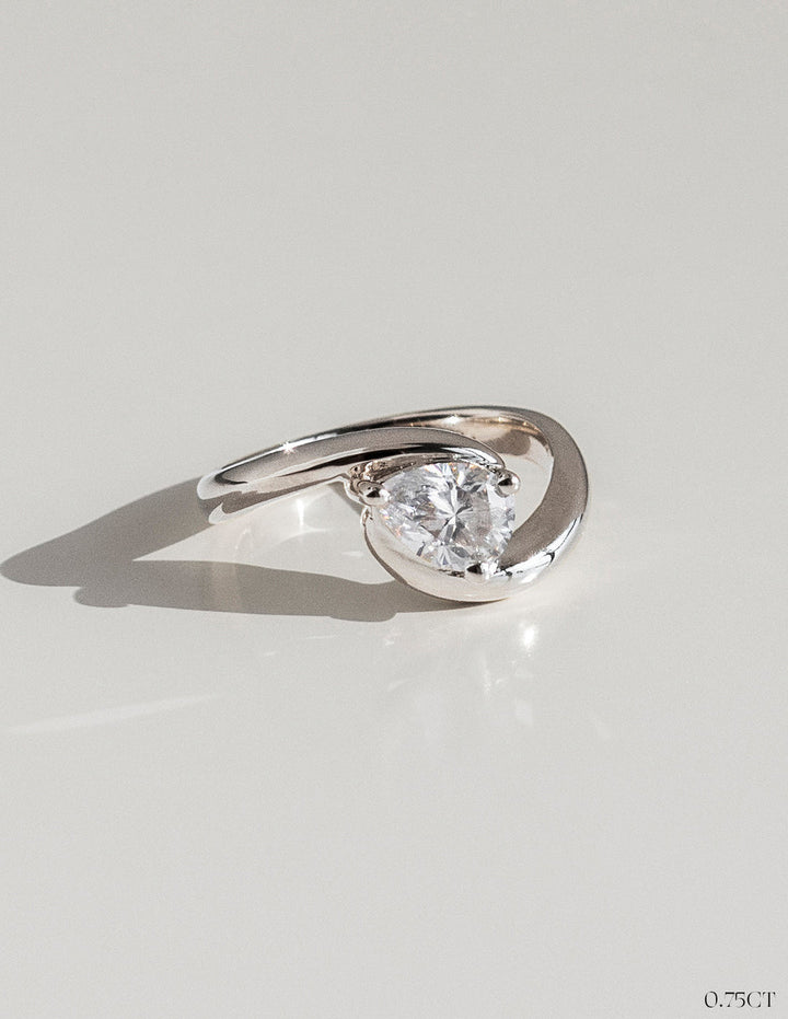 Round Diamond Engagement Ring USA