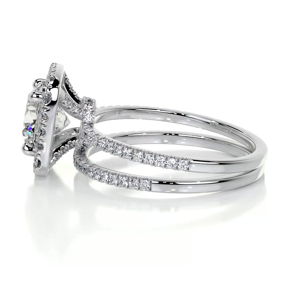Round Diamond Ring With Wedding Band