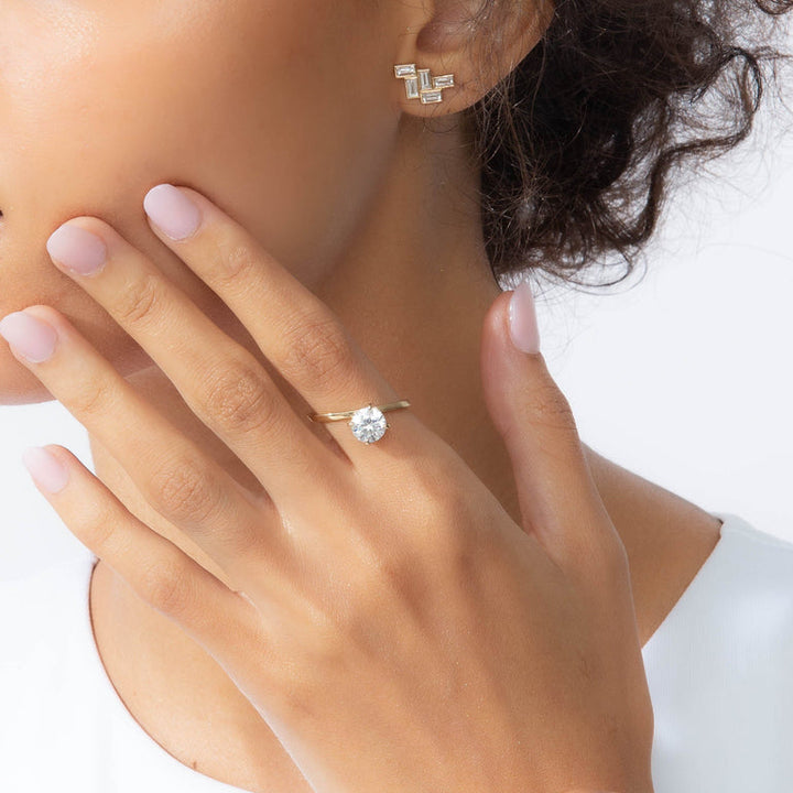 1.50ct Round Cut Diamond Slant Unique Engagement Ring