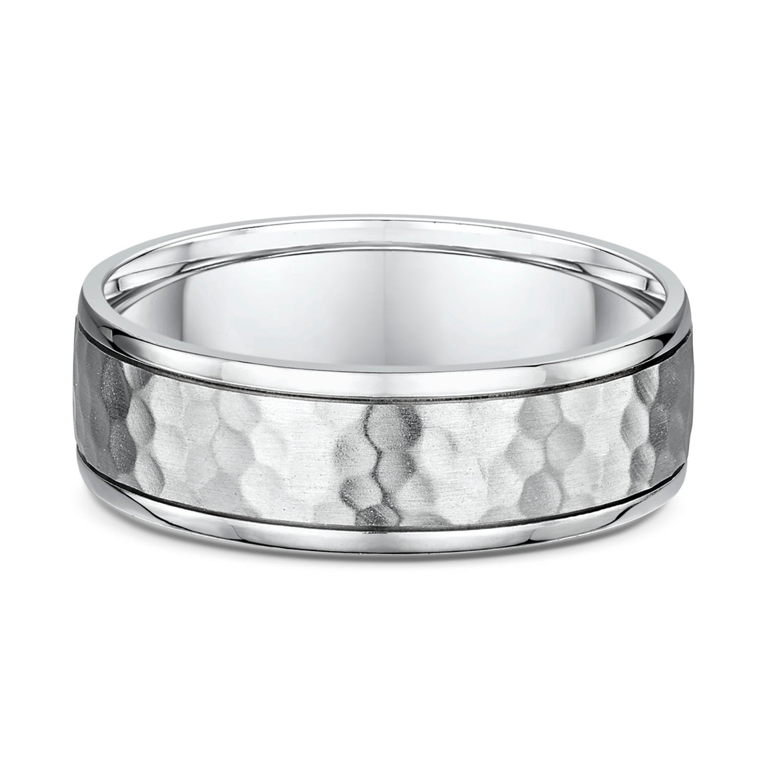 Silver ring with a textured band