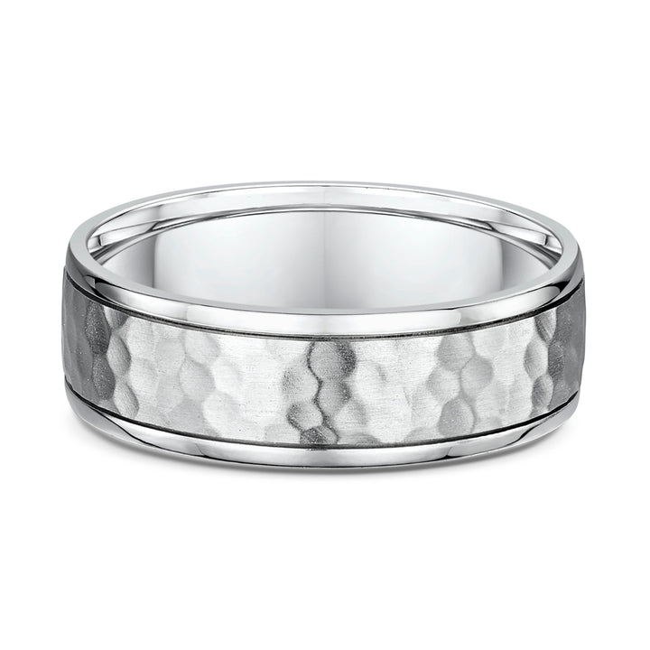 Silver ring with a textured band