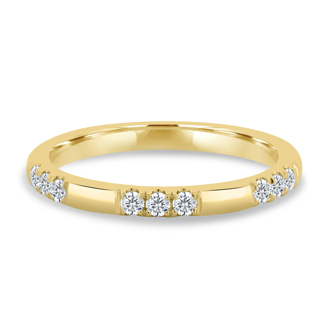 Spaced clustered pave wedding band