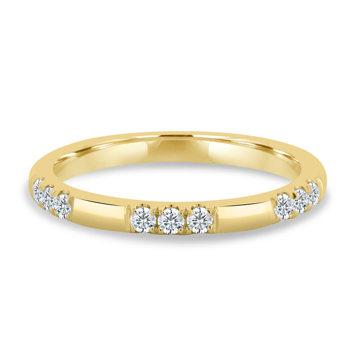 Spaced clustered pave wedding band