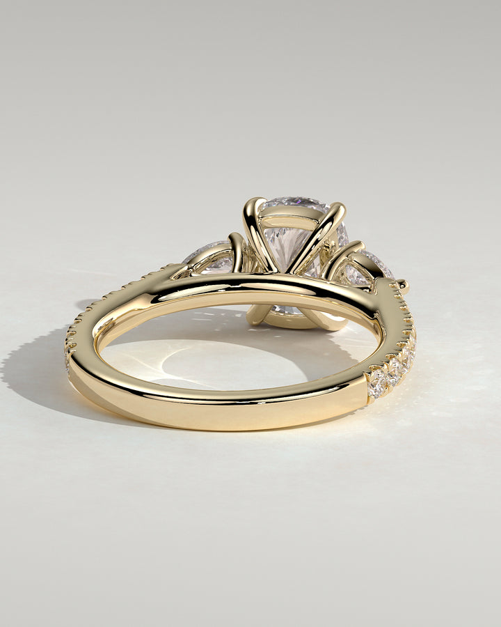 Sparkling Diamond Ring