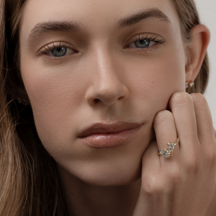 1.0CT Pear & Oval Lab Grown Diamond Curved Toi Et Moi Engagement Ring