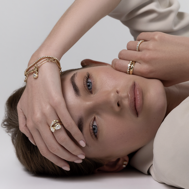 1.0CT East West Pear & Oval Cut Lab Grown Diamond Curved Toi et Moi Engagement Ring