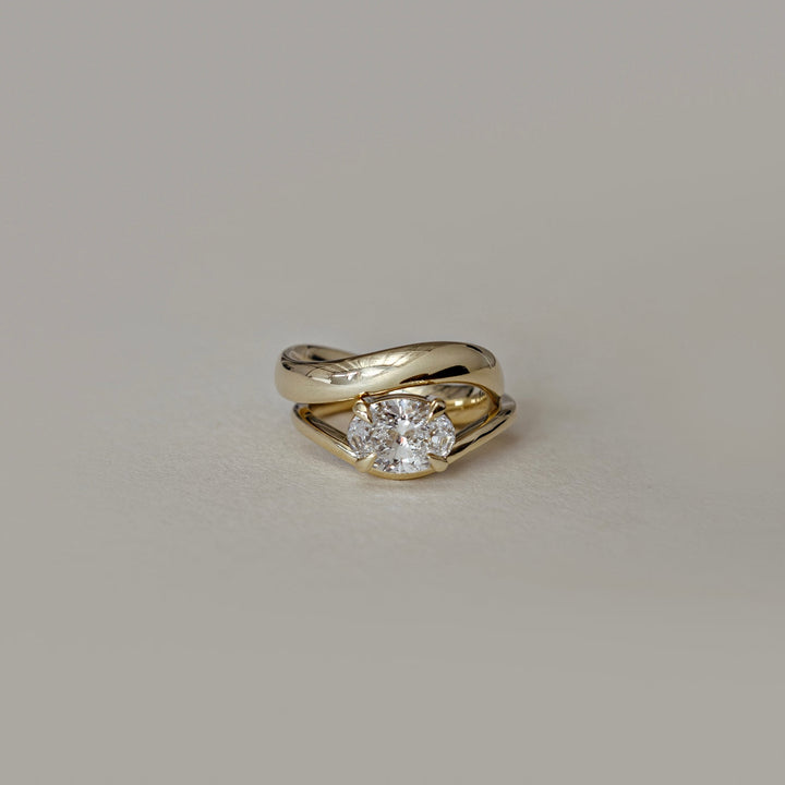 Classic Infinity Shape Curved Plain Wedding Band For Women
