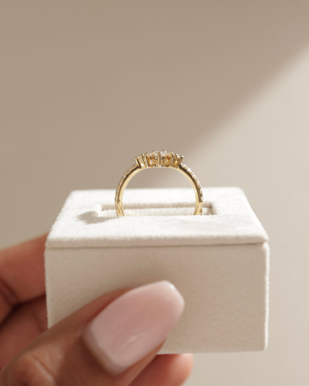 Teardrop accent wedding band