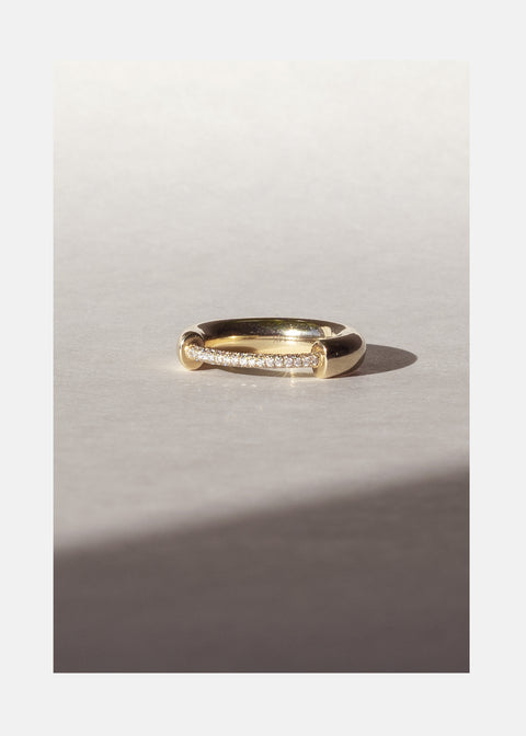 Unique Round Diamond Wedding Band