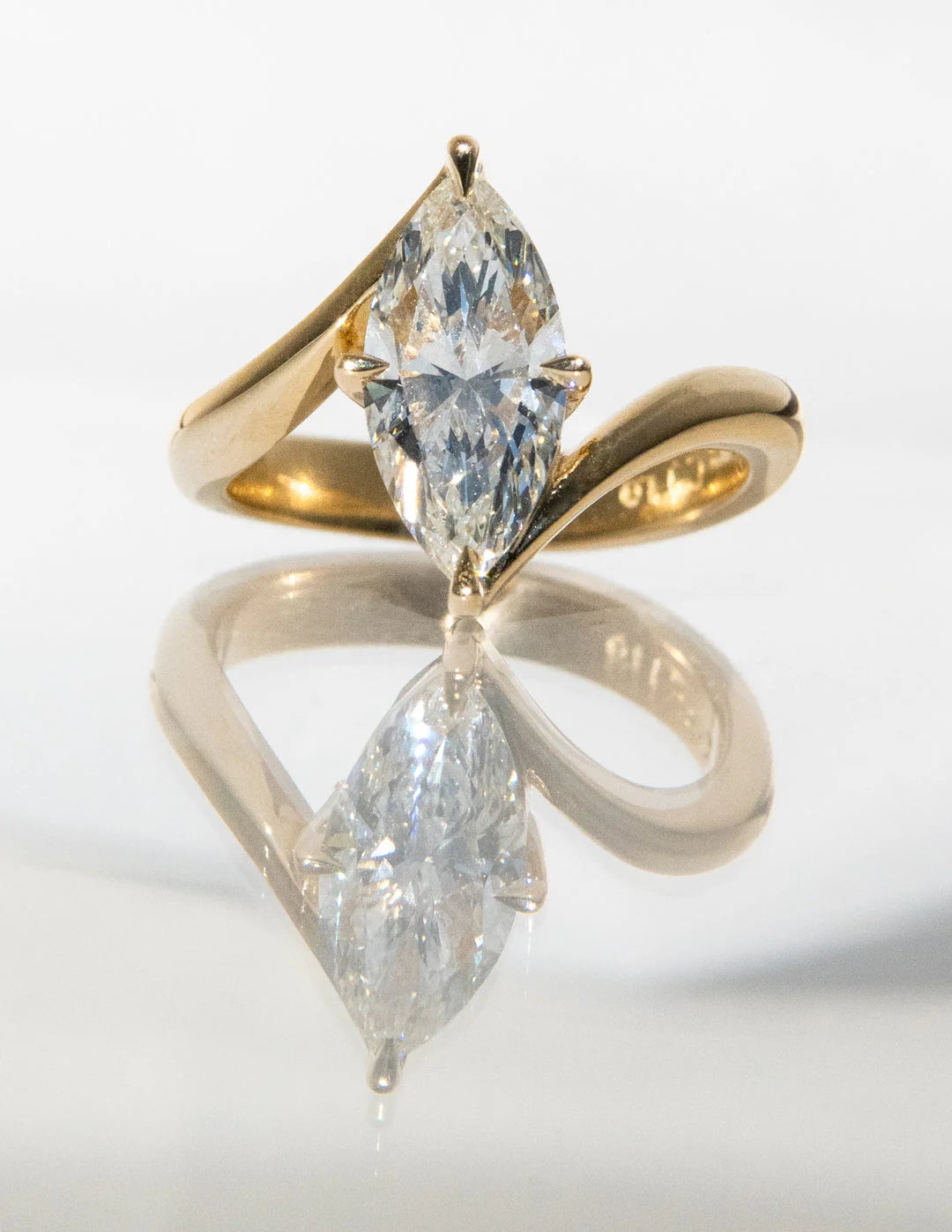 2.0CT Marquise E/VS CVD Diamond Bypass Unique Engagement Ring With Curved Band