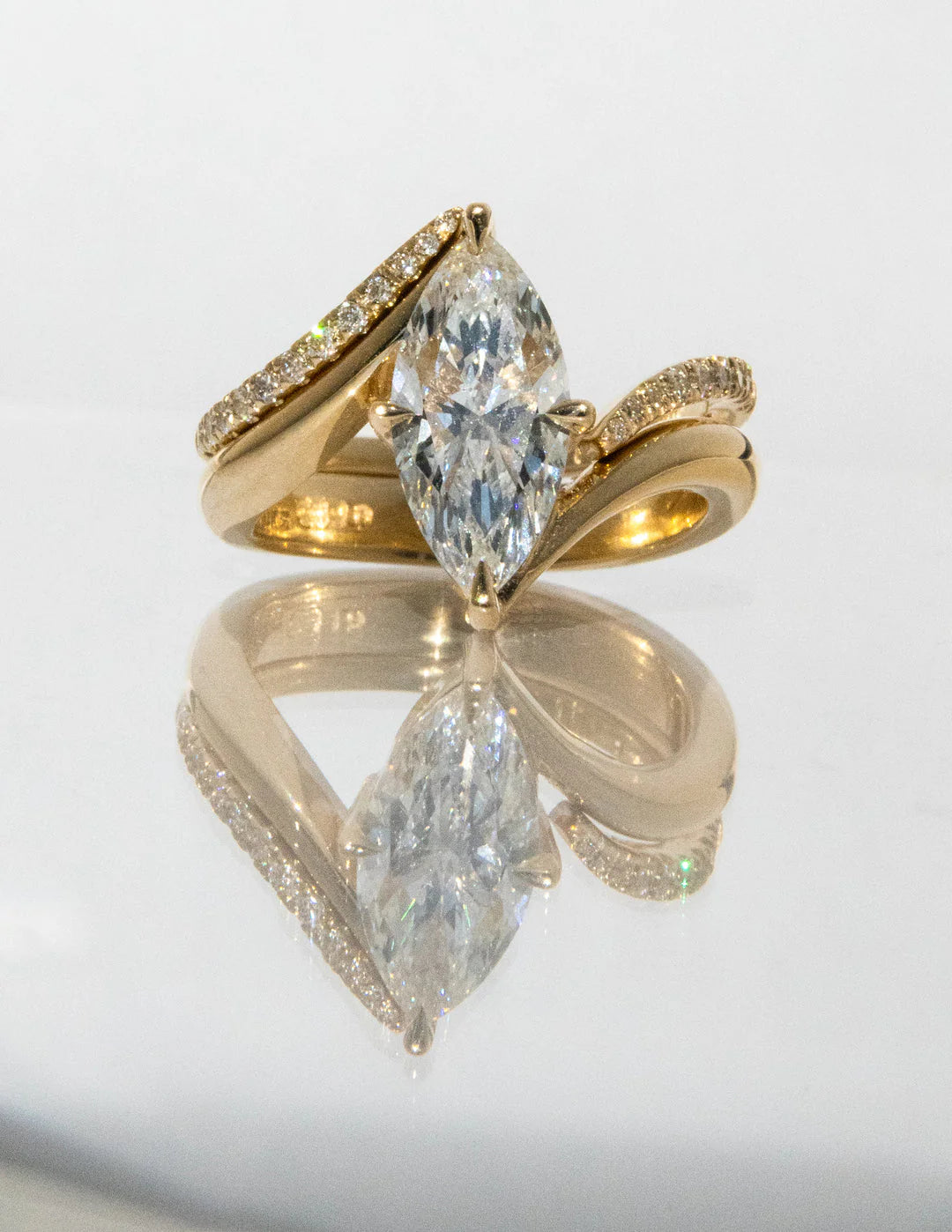 2.0CT Marquise E/VS CVD Diamond Bypass Unique Engagement Ring With Curved Band