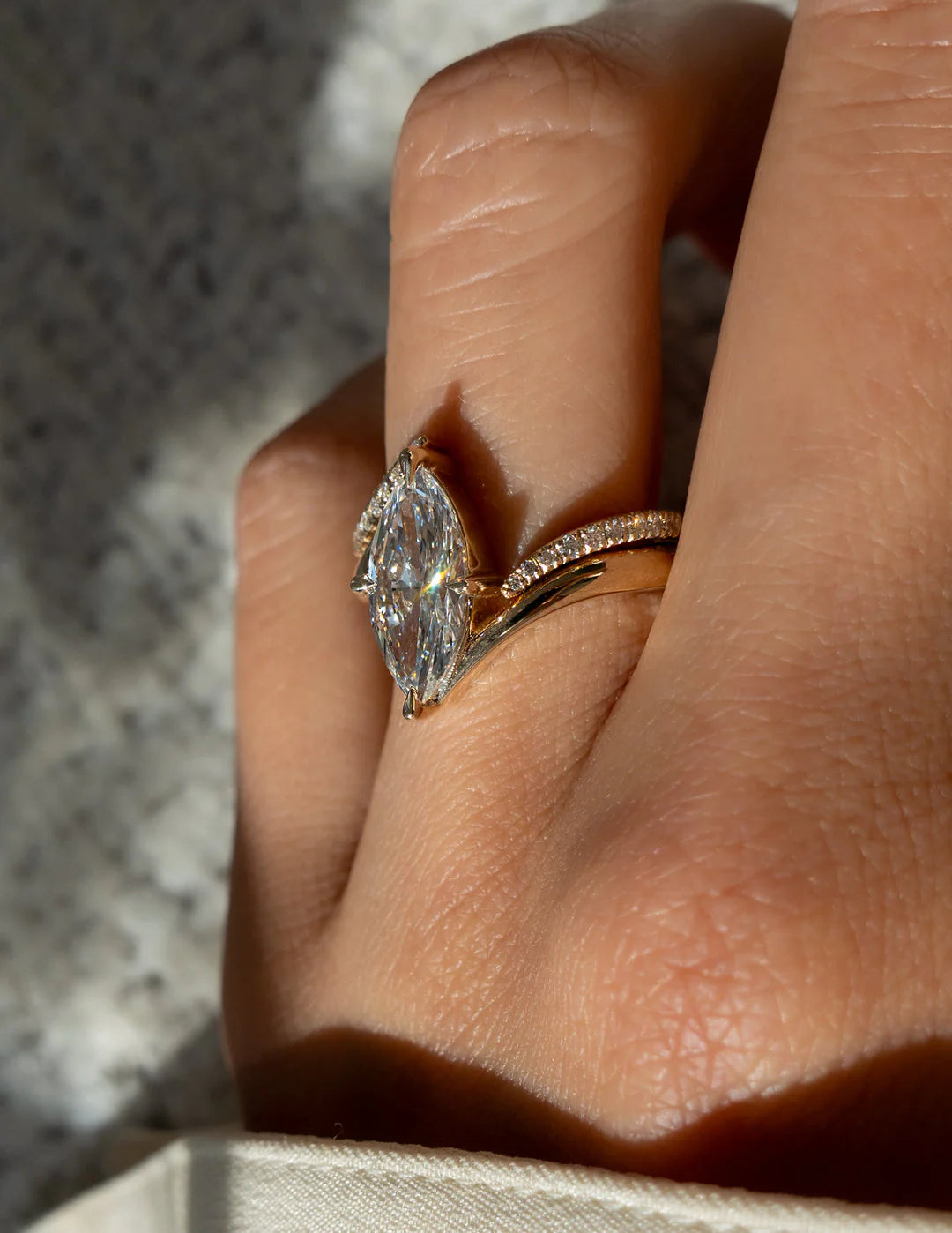 2.0CT Marquise E/VS CVD Diamond Bypass Unique Engagement Ring With Curved Band