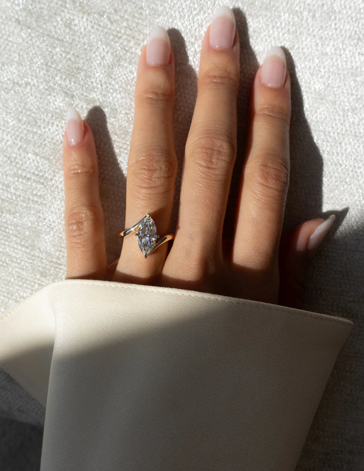 2.0CT Marquise E/VS CVD Diamond Bypass Unique Engagement Ring With Curved Band