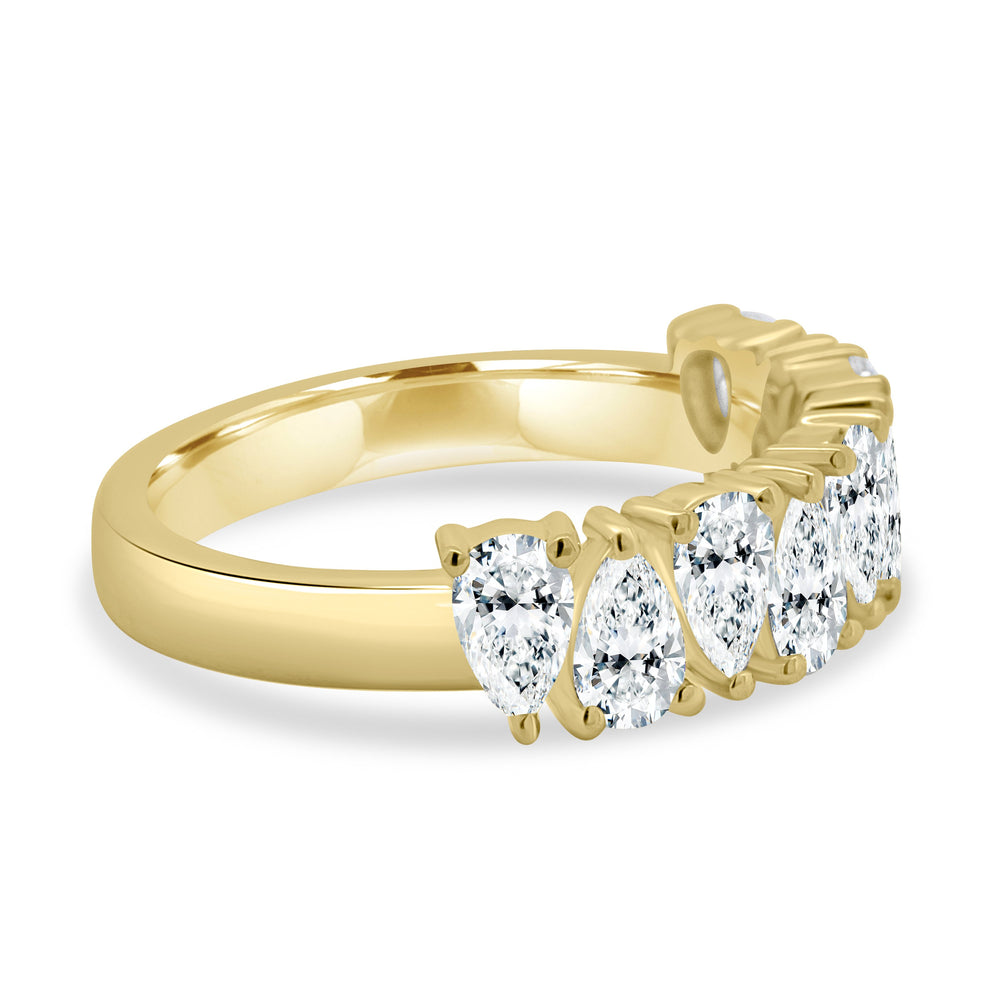 pear diamond wedding band
