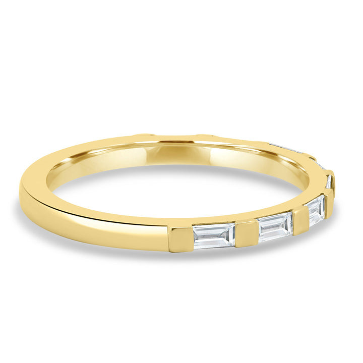baguette diamond wedding band
