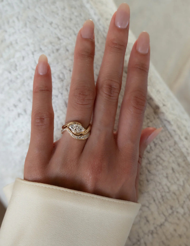 1.0CT-2.0CT Marquise E/VS Lab Grown Diamond By Pass Engagement Couple Ring Design With Matching Band