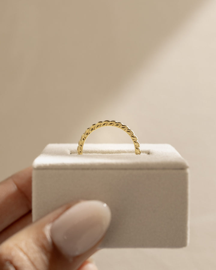 braided wedding ring
