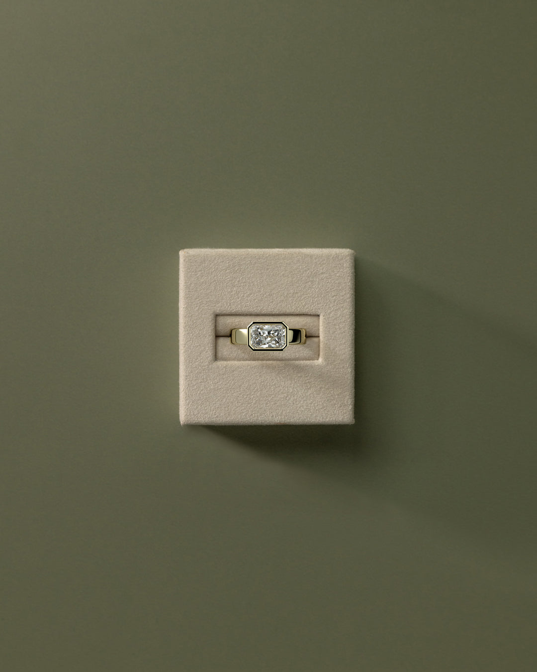 bridal solitaire ring