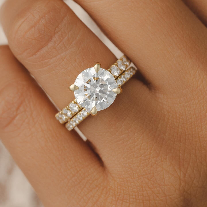 classic round diamond
