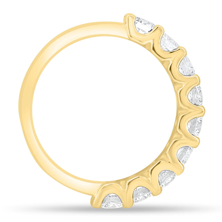 elegant diamond band
