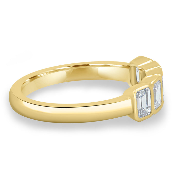 bezel set diamond ring
