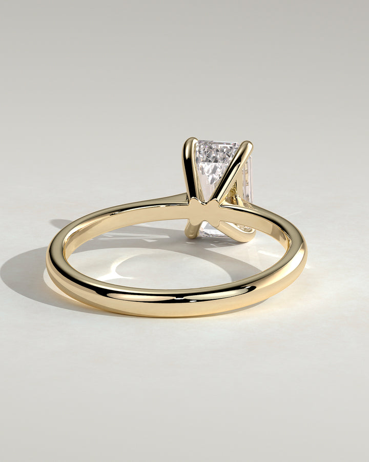 emerald solitaire ring
