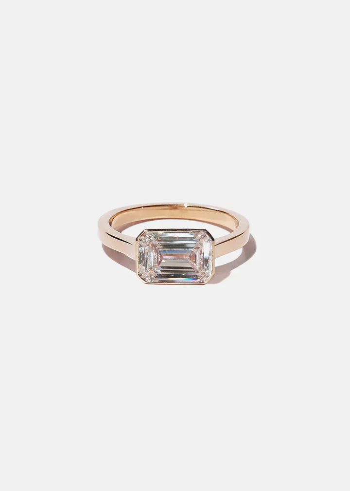 2.50ct Bezel Set Emerald E/VS1 CVD Diamond Solitaire East West Engagement Ring With Wedding Band
