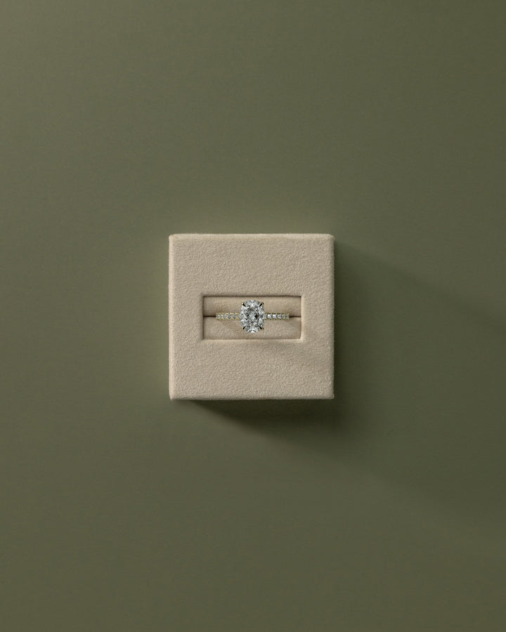 exquisite diamond ring