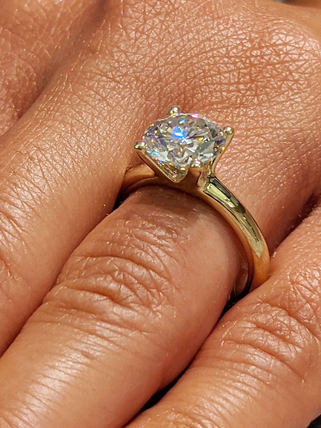2.50CT Round Cut Solitaire Lab Grown Diamond Engagement Ring For Women