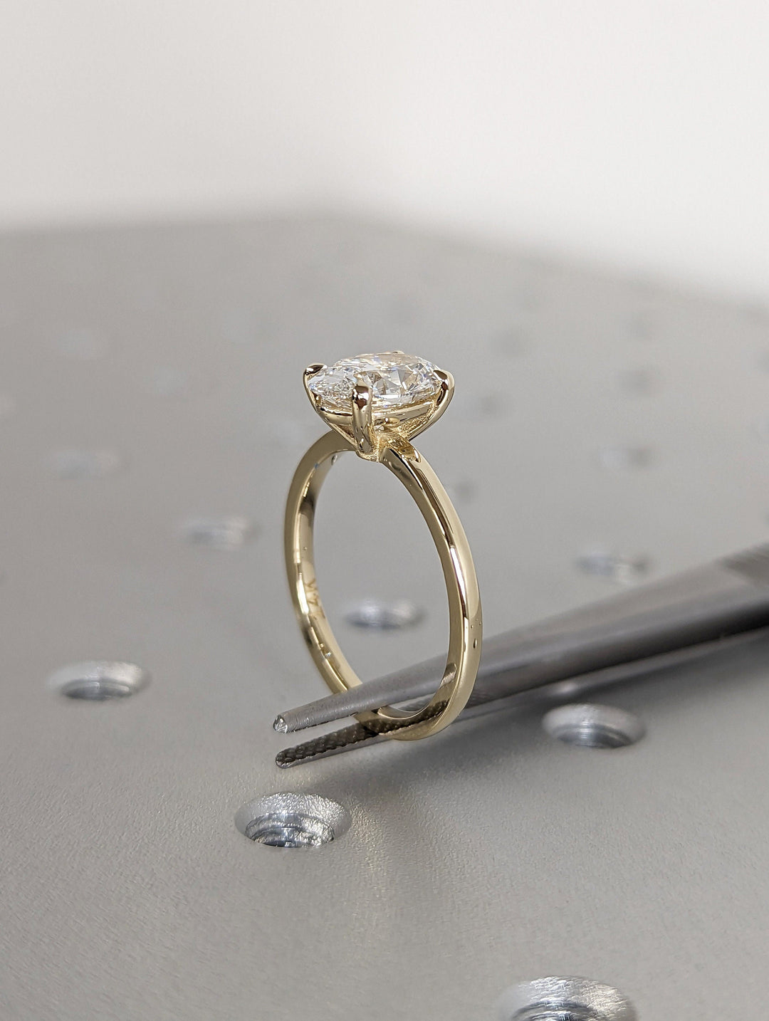 2.0CT Oval Cut Solitaire Lab Grown Diamond Engagement Ring For Her