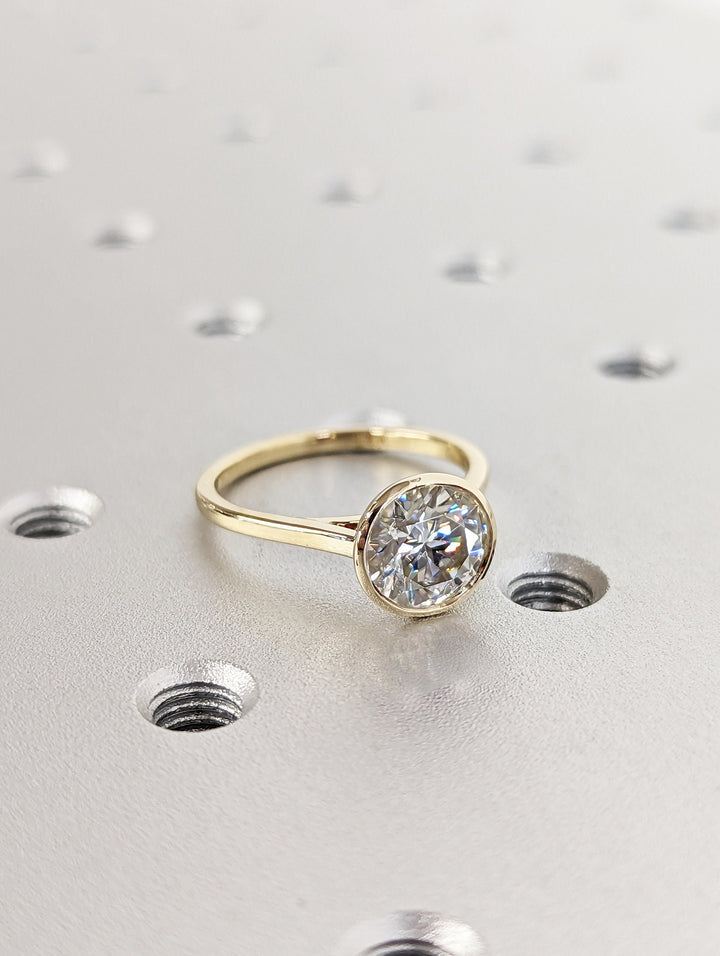 1.0CT Round Bezel Set Lab Grown Diamond Engagement Ring For Women