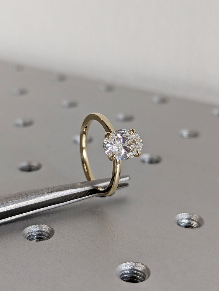 2.0CT Oval Cut Solitaire Lab Grown Diamond Engagement Ring For Her