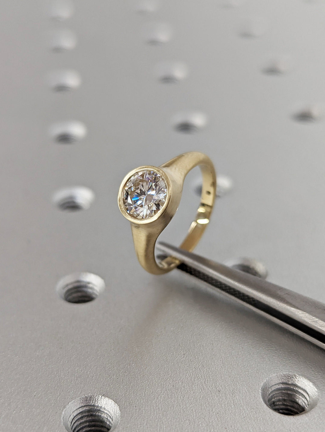 1.0CT Round Cut Bezel Set IGI Certified Lab Grown Diamond Engagement Ring For Her