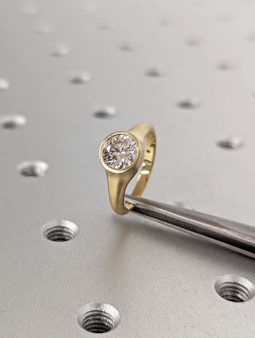 1.0CT Round Cut Bezel Set IGI Certified Lab Grown Diamond Engagement Ring For Her