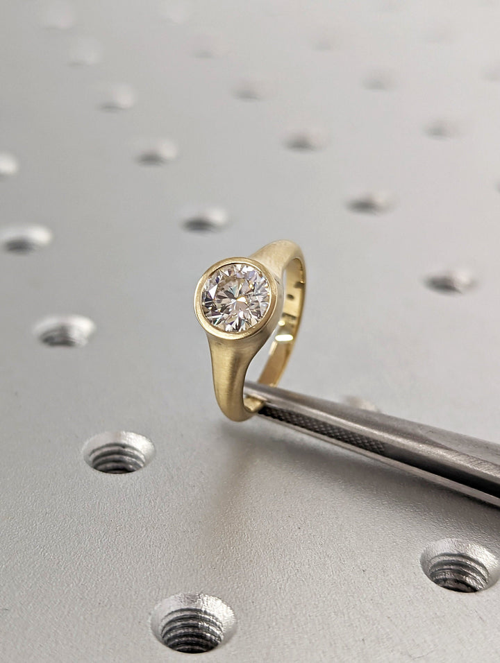 1.0CT Round Cut Bezel Set IGI Certified Lab Grown Diamond Engagement Ring For Her
