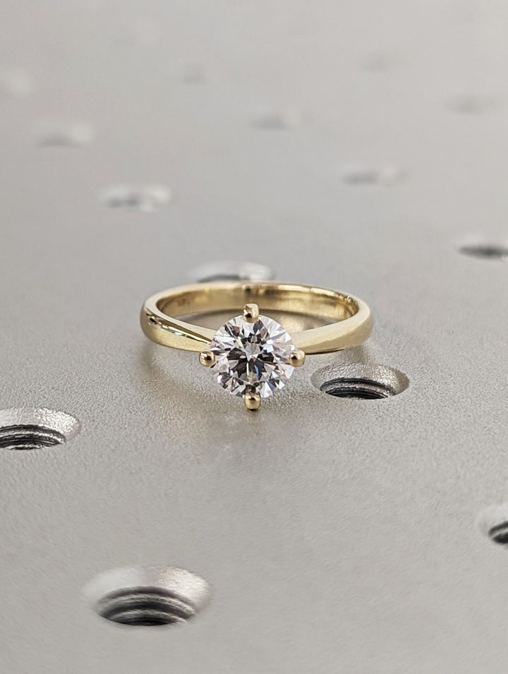 1.0CT Round Cut Solitaire Lab Grown Diamond Engagement Ring For Women