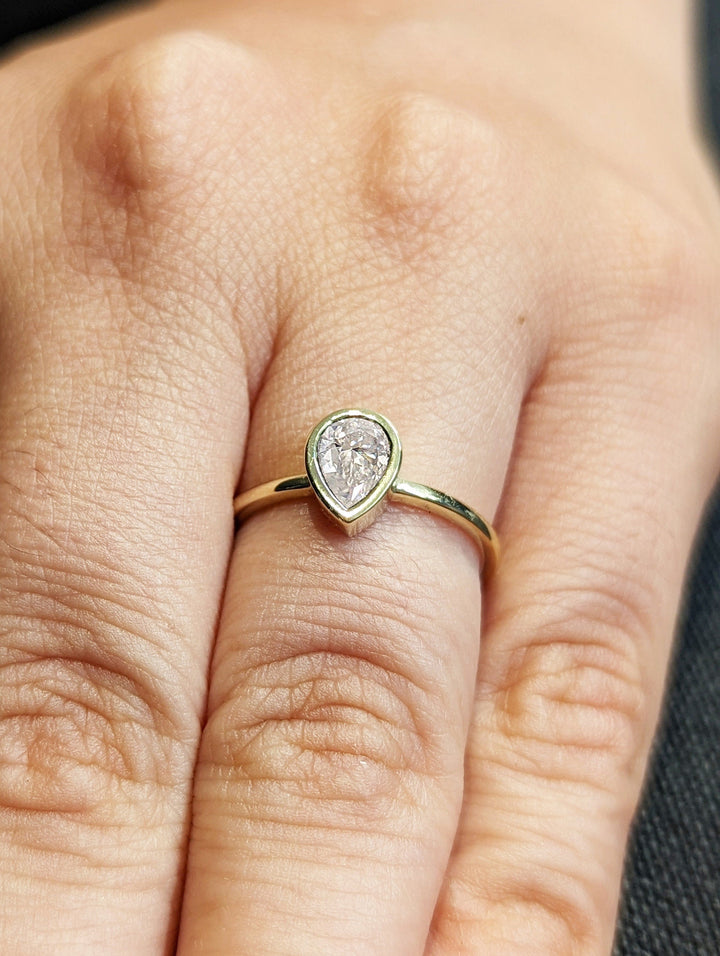 1.0CT Pear Cut Bezel Set Lab Grown Diamond Engagement Ring For Women