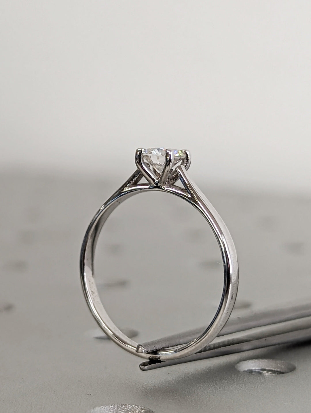 0.50CT Round Cut Solitaire Lab Grown Diamond Engagement Ring For Women