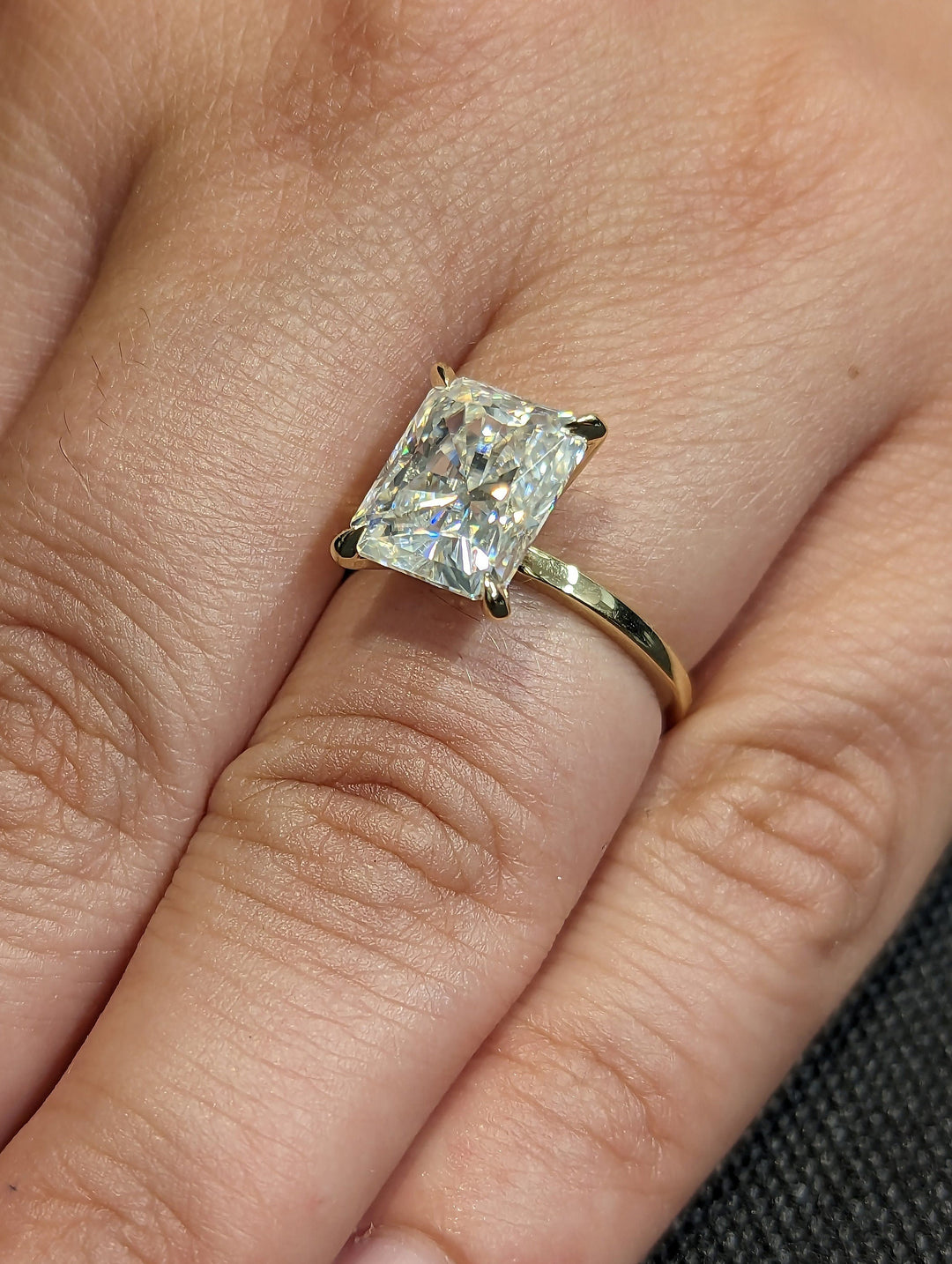 3.0CT Radiant Cut Solitaire Lab Grown Diamond Engagement Ring For Women