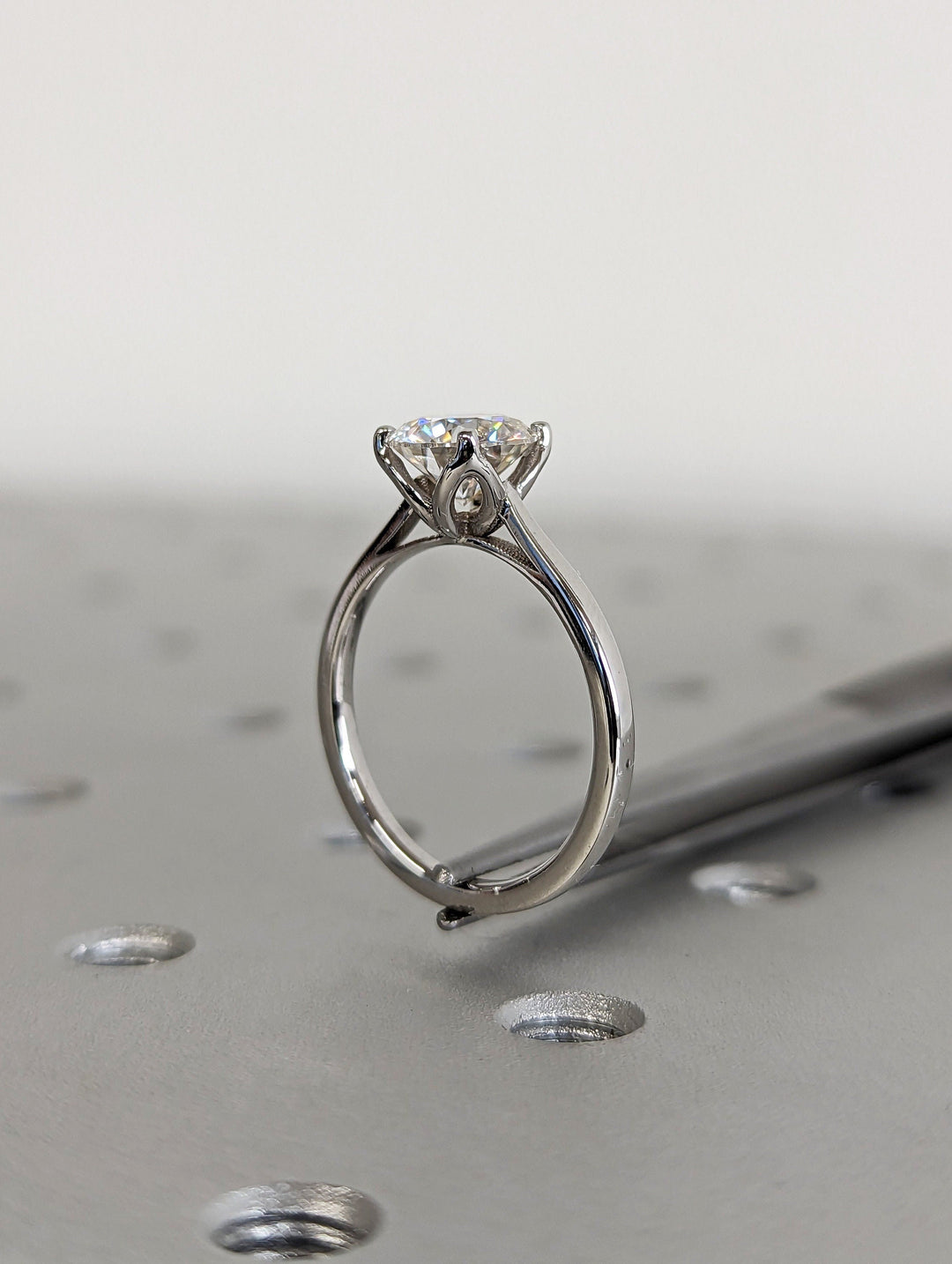 1.50CT Round Cut Solitaire Lab Grown Diamond Engagement Ring For Her Minimalist Wedding Ring
