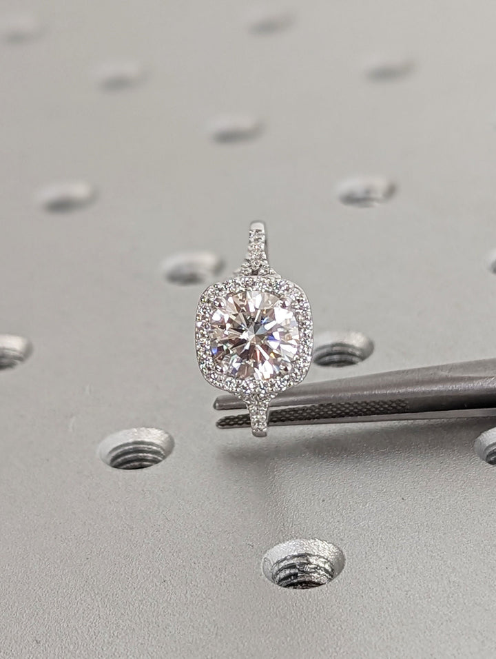 1.50CT Round Cut Halo Lab Grown Diamond Pave Engagement Ring For Women