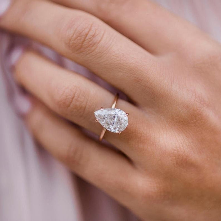 2.50CT Pear Lab Grown Diamond Solitaire Engagement Ring For Women