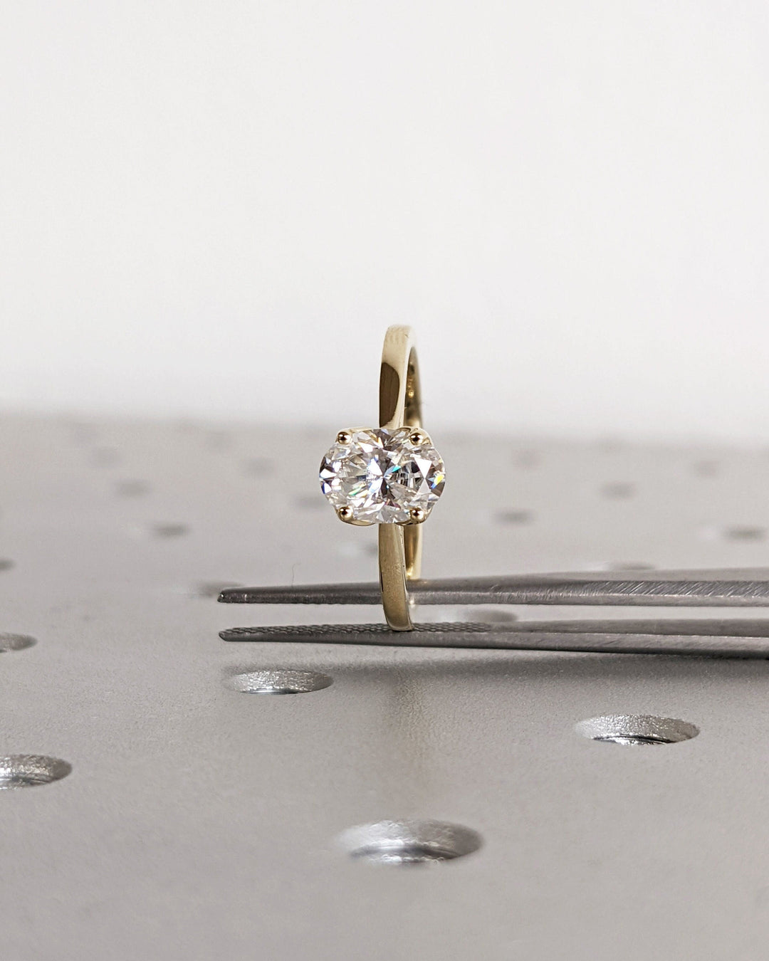 1.0CT Oval Cut Solitaire Lab Grown Diamond Wedding Ring Pretty Engagement Ring