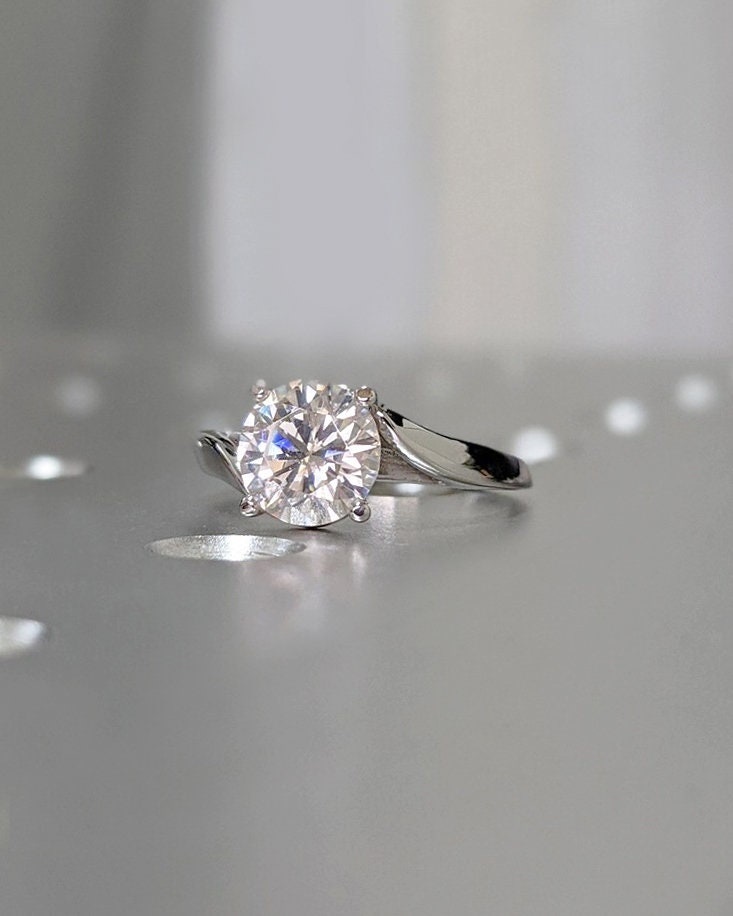 1.50CT Round Cut Twist Diamond Lab Grown Engagement Ring For Women